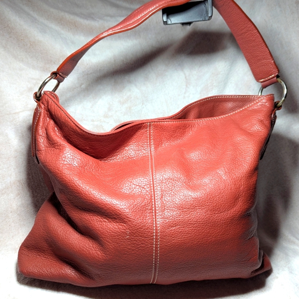 Tigbags Red Leather Shoulder Bag Tote 16" Handbag Magnetic Closure Pocket